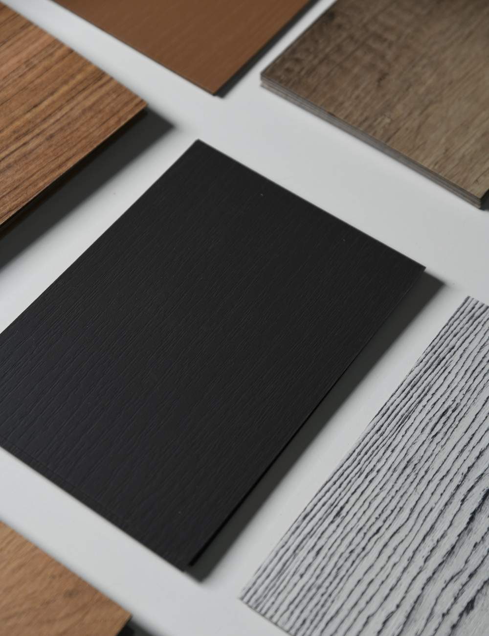 ABET NA_VW Collection_Velwood 18 _1000x1300